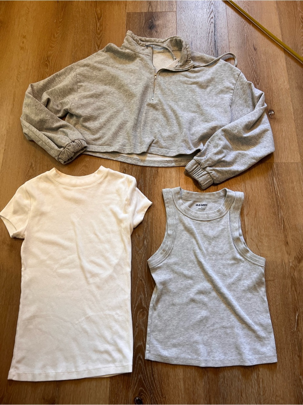 Bundle Old Navy tank XS A New Day white T XS crop hoodie No Tag